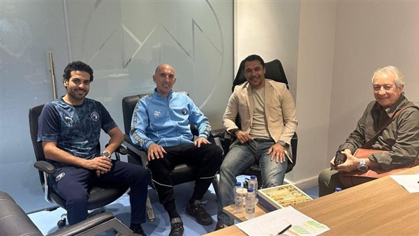 منتخب كأس العرب يزور بيراميدز 