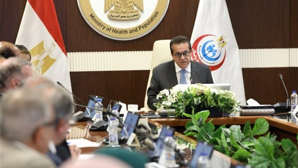 الدكتور خالد عبد الغفار وزير الصحة 