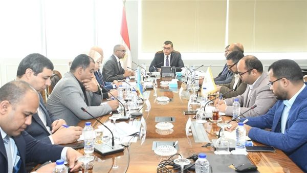 وزارة الإسكان تدفع بالتحول الرقمي في قطاع المرافق