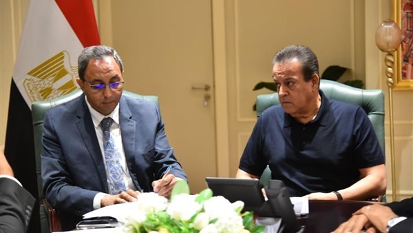 الدكتور خالد عبد الغفار وزير الصحة 