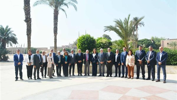 اللجنة القومية لتطوير وحماية القاهرة التراثية