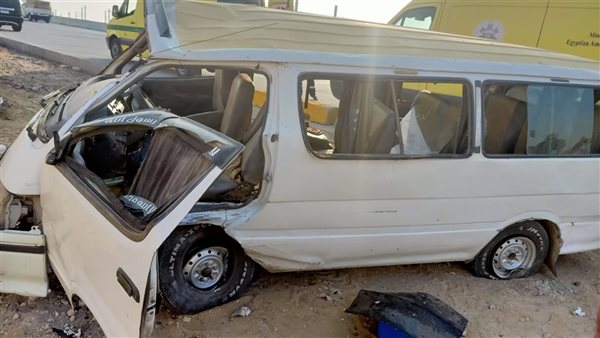 حادث انقلاب ميكروباص على الطريق الإقليمي اتجاة مدينة بدر