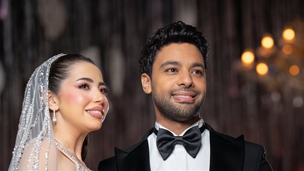 الفنان أحمد جمال وعروسه