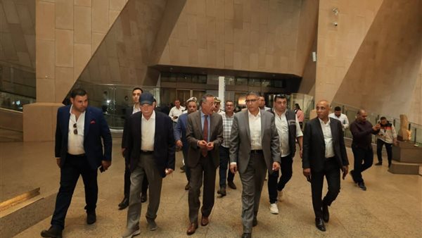 جانب من جولة محافظ الجيزة اليوم في المتحف المصري الكبير 