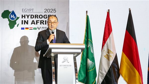 وزير قطاع الأعمال يفتتح مؤتمر الهيدروجين في أفريقيا