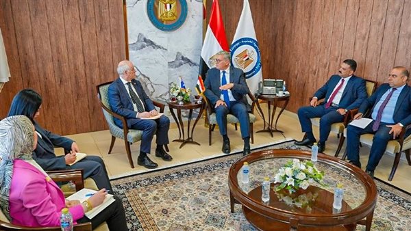  التعاون الاستثمارى بين مصر وأستراليا في مجال التعدين 