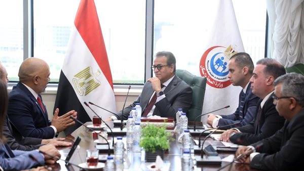 الدكتور خالد عبدالغفار نائب رئيس مجلس الوزراء ووزير الصحة 