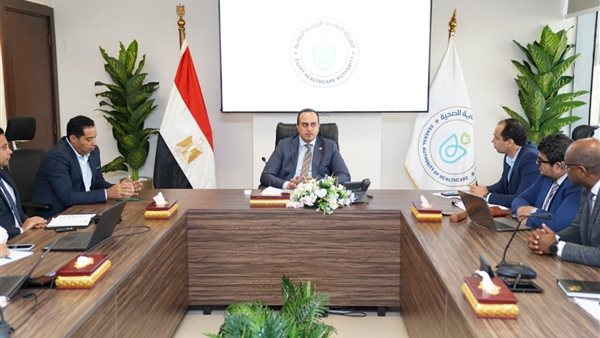 الدكتور أحمد السبكي رئيس هيئة الرعاية الصحية