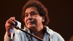 محمد منير يواصل طرح أغاني ألبومه الجديد ويطمئن الجمهور على حالته الصحية