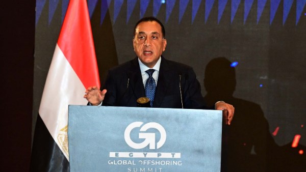 جانب من كلمة مدبولي خلال فعاليات القمة العالمية لصناعة التعهيد