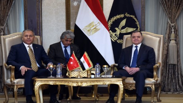 جانب من اجتماع وزير الداخلية اليوم