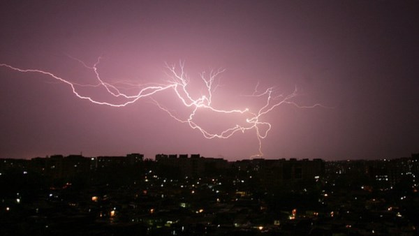 أمطار رعدية