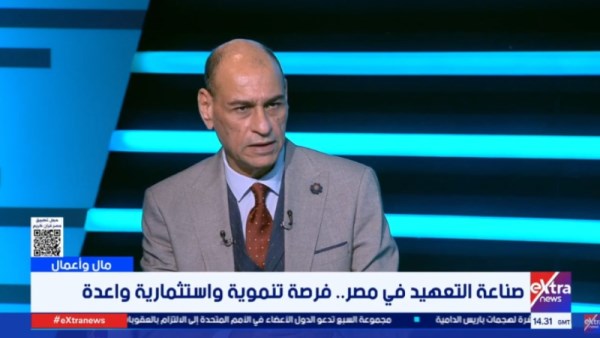  الدكتور محمد عزام