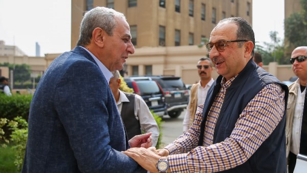 وزير قطاع الأعمال العام