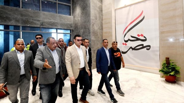 وزير الاسكان يتفقد مشروعات العلمين الجديدة
