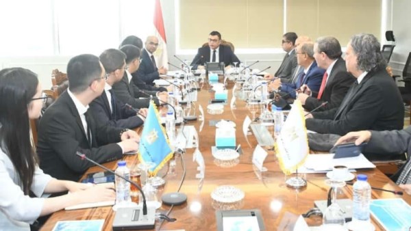 وزير الإسكان