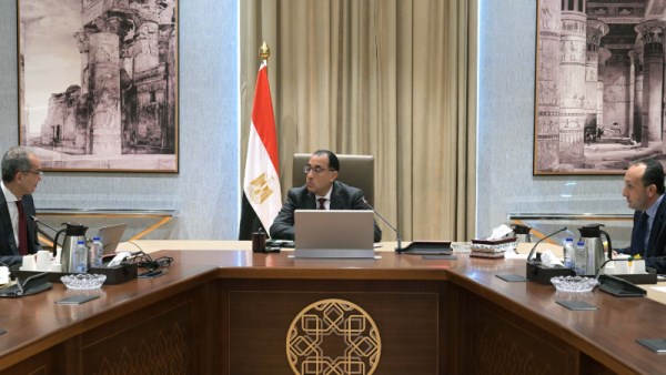 مصطفى مدبولي ووزير الاتصالات