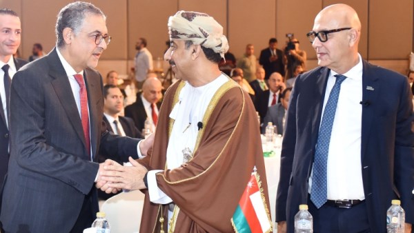 مناسبة العيد الوطني العماني