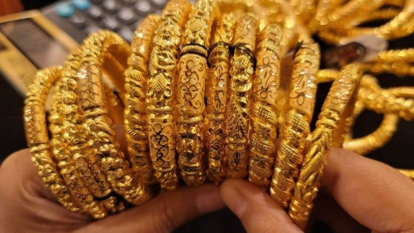 سعر جرام الذهب عيار 21
