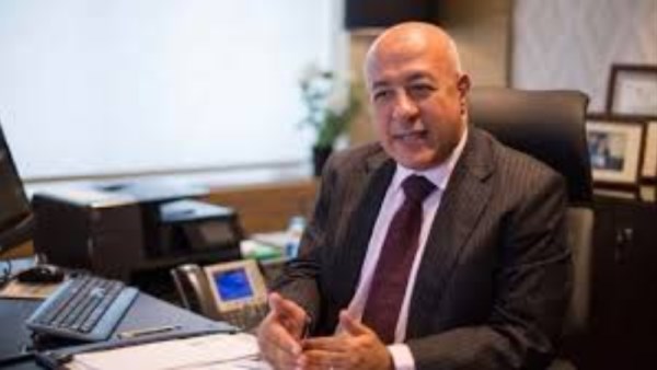 يحيى أبو الفتوح البنك الأهلي