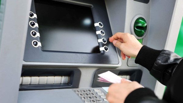 طريقة سحب فودافون كاش من atm 
