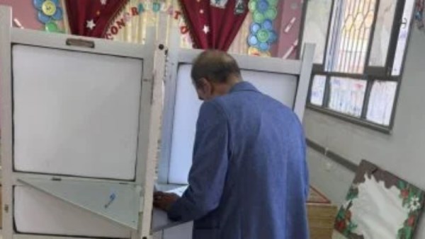 دار الإفتاء: الممتنع عن أداء صوته الانتخابي آثم شرعًا