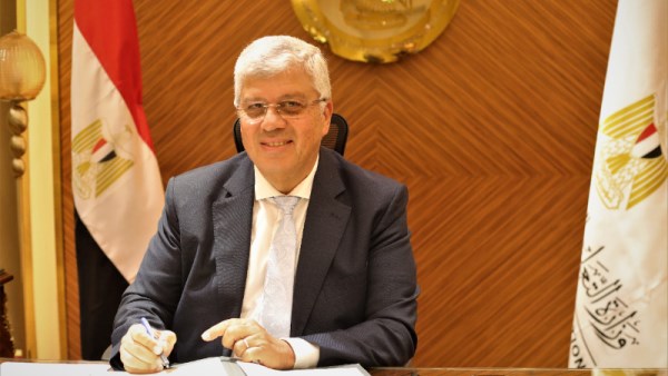 وزير التعليم العالي والبحث العلمي