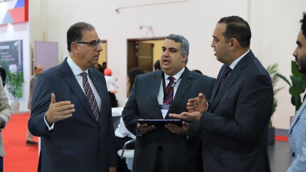 مبادرة "مدرستك في مصر"