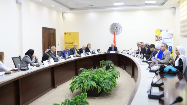 برنامج إيراسموس