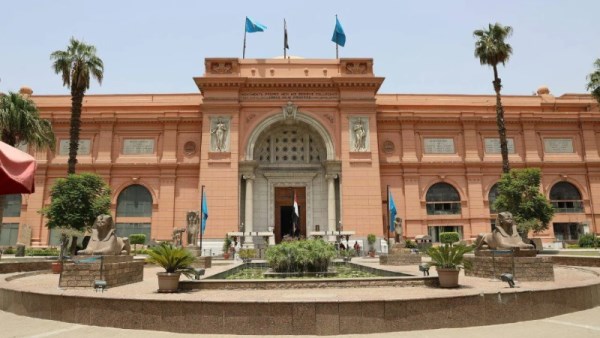 المتحف المصري بالتحرير 
