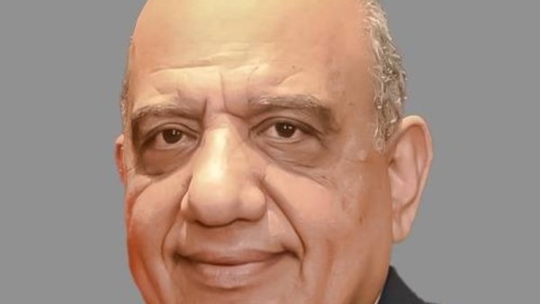 وزير الكهرباء