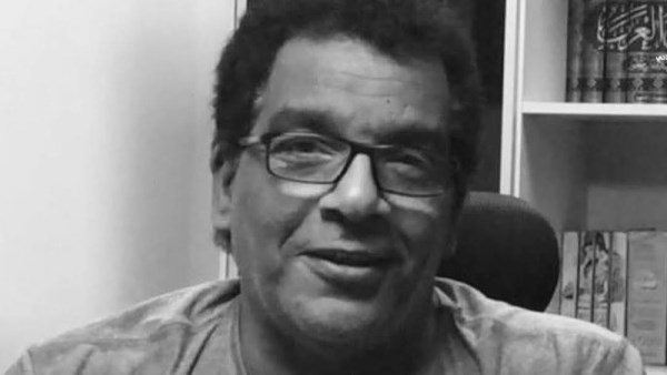 إسعاد يونس تنعى السيناريست أحمد عبدالله