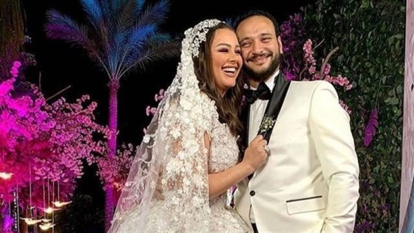 أحمد خالد صالح وهنادي مهنا 