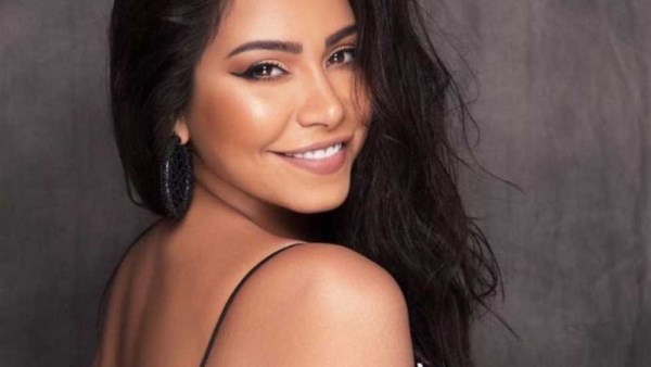 الفنانة شرين عبد الوهاب