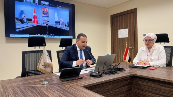 بحث الترتيبات النهائية لعقد آلية المشاورات التجارية