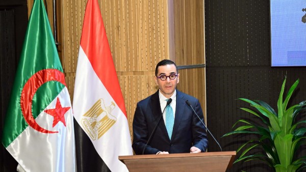 وزير الاستثمار والتجارة الخارجية
