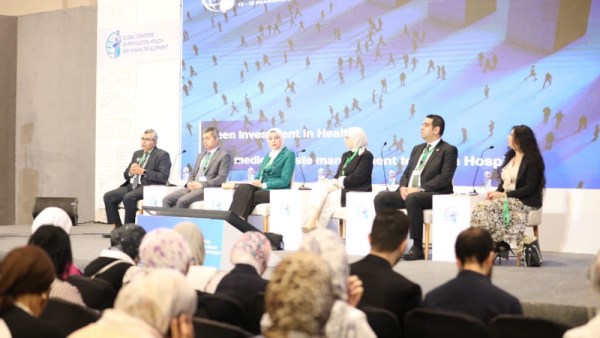 جلسة حوارية بعنوان «التحول الأخضر في القطاع الصحي