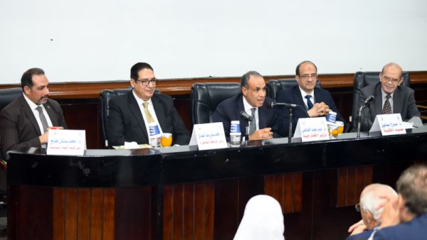 الدكتوربدر عبد العاطي وزير الخارجية 