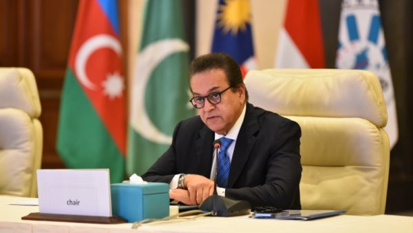 الدكتور خالد عبدالغفار نائب رئيس مجلس الوزراء ووزير الصحة 