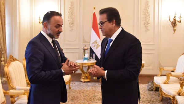 وزير الصحة و مدير عام الصحة بوزارة الصحة التركية