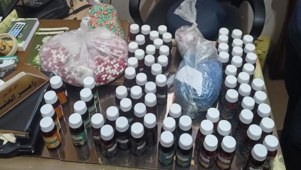 أدوية مجهولة المصدر 