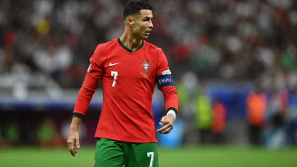 البرتغال