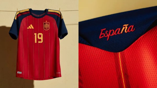 قميص منتخب إسبانيا