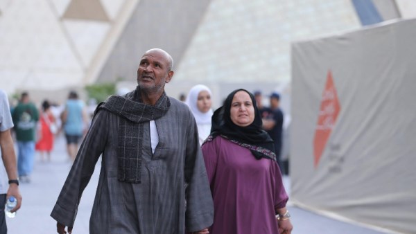 زوار المتحف المصري