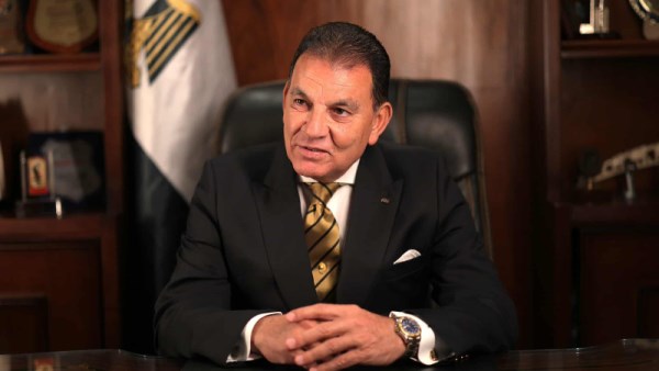 حاتم باشات 