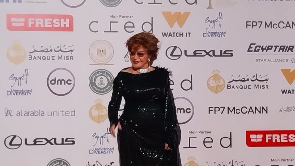 فساتين نجمات مهرجان القاهره السينمائي