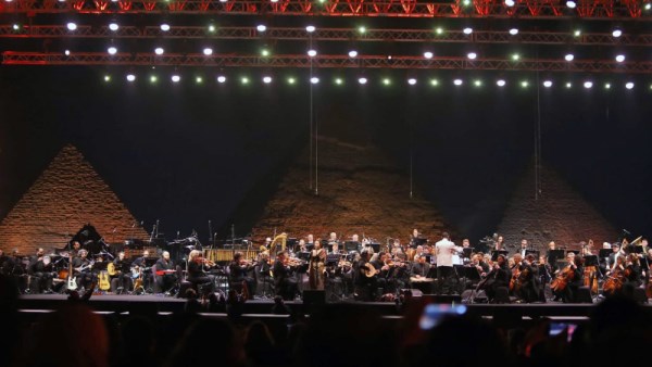 صدي الاهرامات 