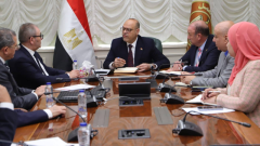 وزير العمل: 