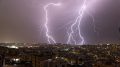 حالة الطقس ودرجات الحرارة اليوم، سقوط أمطار على هذه الأماكن