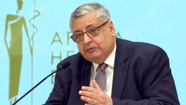 الدكتور محمد عوض تاج الدين، مستشار رئيس الجمهورية